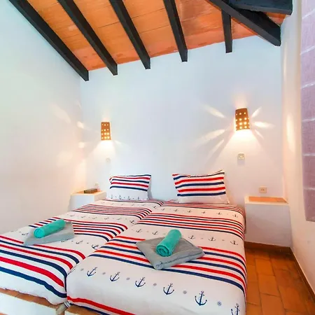 Сasa de vacaciones One Bedroom Property With Shared Pool And Terrace At таvira 1 Km Away From The Beach