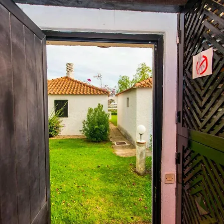 One Bedroom Property With Shared Pool And Terrace At таvira 1 Km Away From The Beach